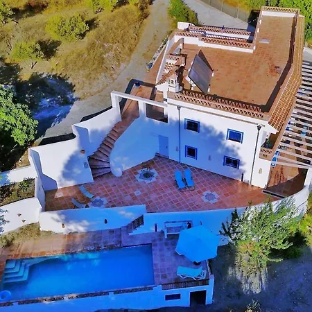 Algarrobo Azul 阿尔姆尼卡
